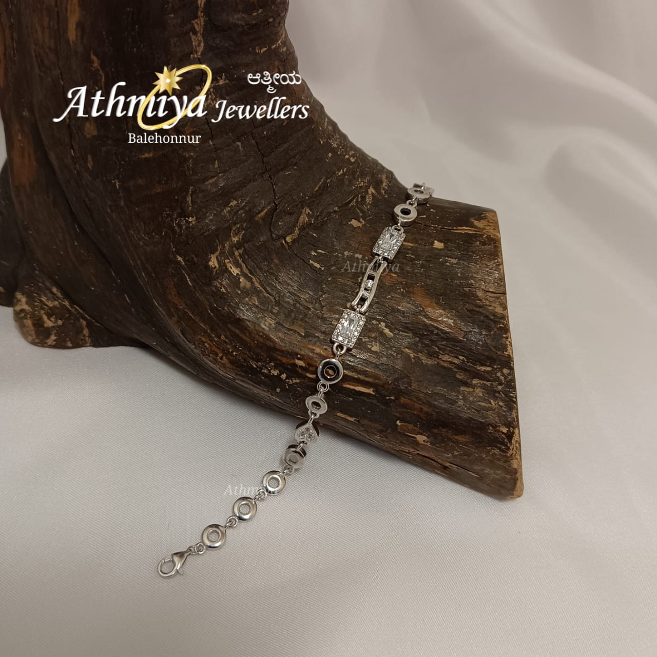 WhatsApp Image 2025-11-17 at 4.27.11 AM (2)