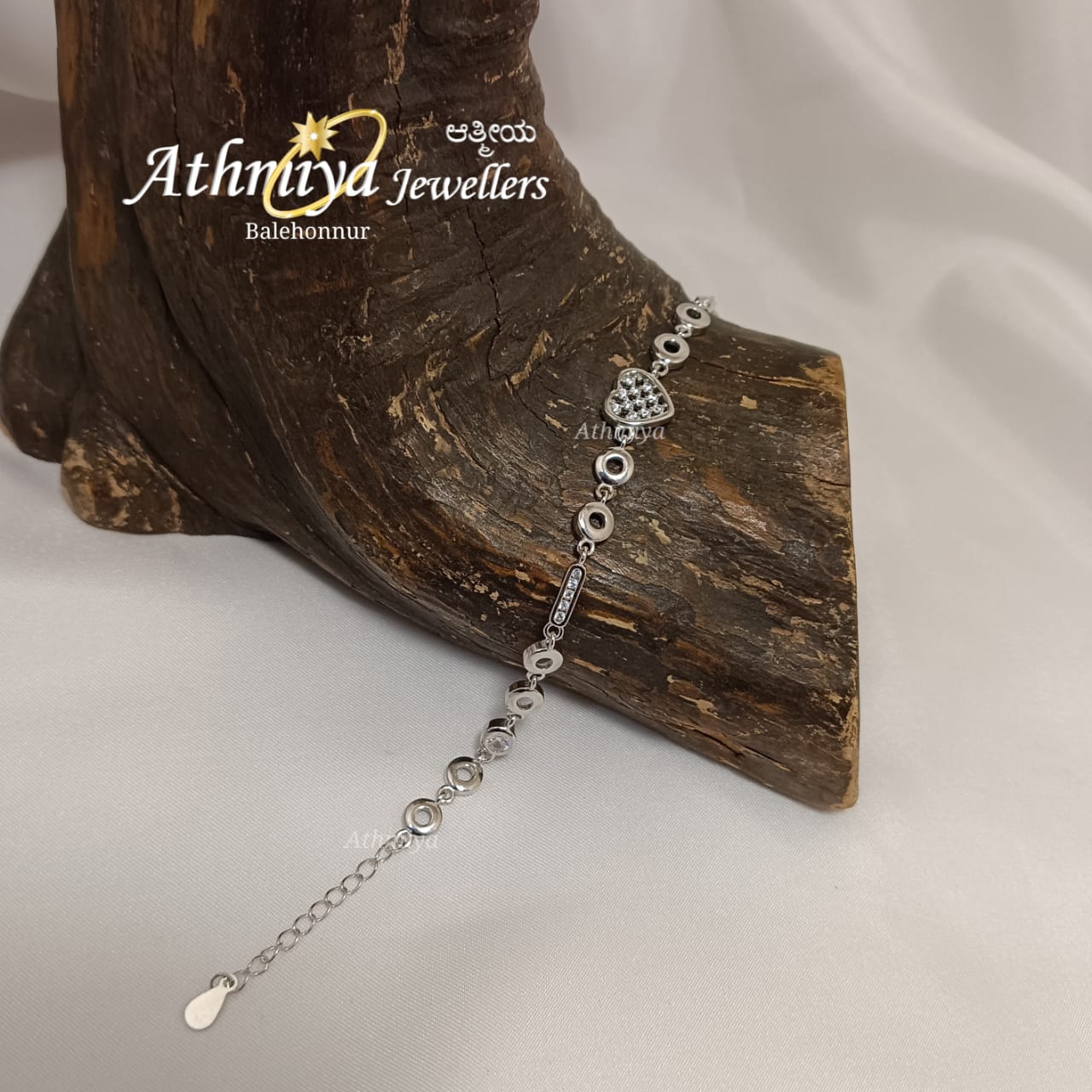 WhatsApp Image 2025-11-17 at 4.27.11 AM